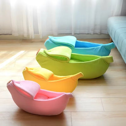 Cozy Banana-Shaped Cat Bed and Mat - Warm Cushion Kennel for Kittens and Small Dogs, Portable Pet Supplies